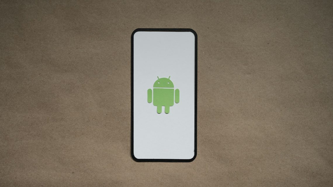 Google Revela Novo Pacote de Recursos para Android com Foco em IA, Áudio e Conectividade