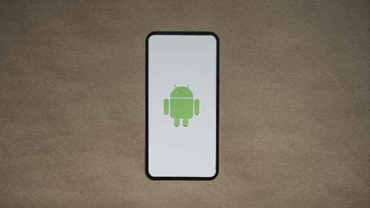 Google Revela Novo Pacote de Recursos para Android com Foco em IA, Áudio e Conectividade